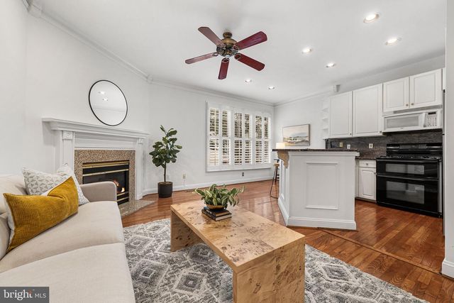 3913 CHARLES AVE, Alexandria, VA 22305