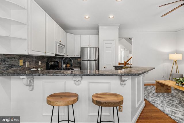 3913 CHARLES AVE, Alexandria, VA 22305