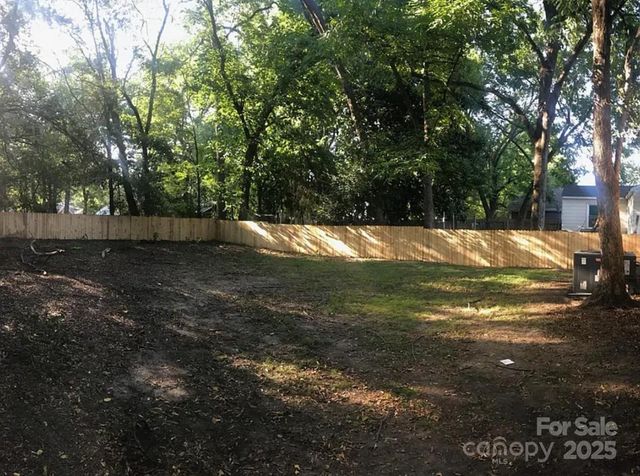 1825 Union Street, Charlotte, NC 28205