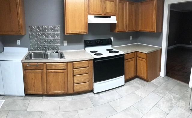 1825 Union Street, Charlotte, NC 28205