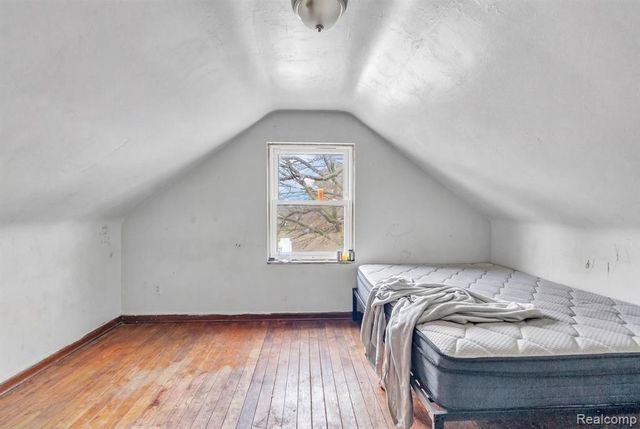 11437 Kenmoor Street, Detroit, MI 48205