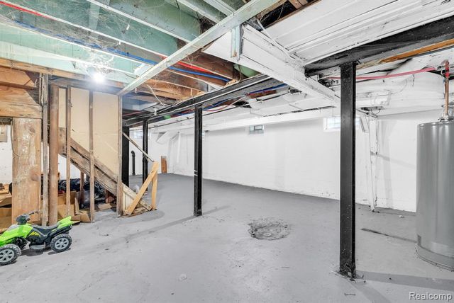 11437 Kenmoor Street, Detroit, MI 48205