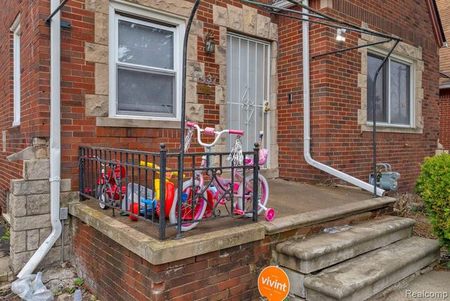 11437 Kenmoor Street, Detroit, MI 48205