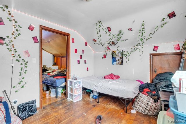 11437 Kenmoor Street, Detroit, MI 48205