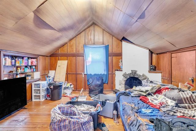 11437 Kenmoor Street, Detroit, MI 48205