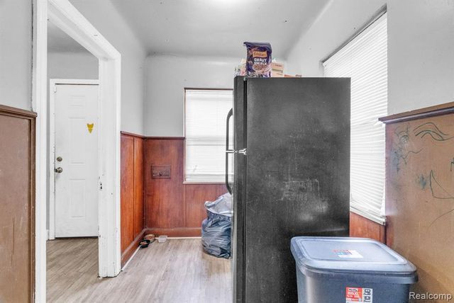 11437 Kenmoor Street, Detroit, MI 48205