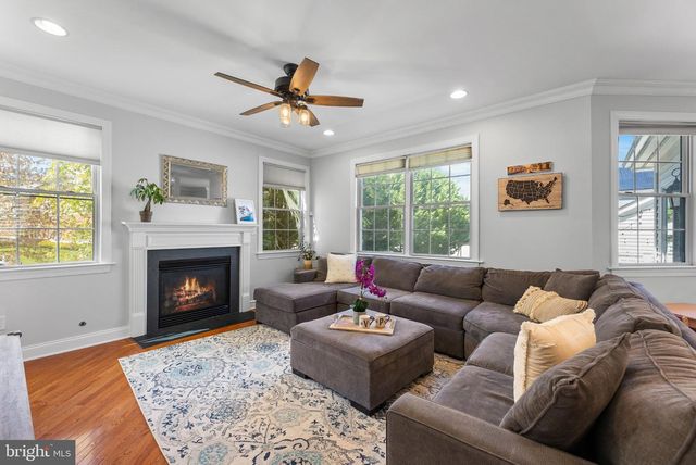 3 UNION ST, Robbinsville, NJ 08691