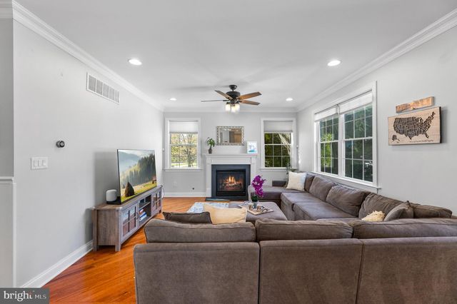 3 UNION ST, Robbinsville, NJ 08691