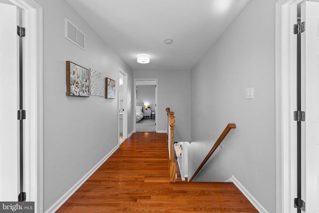 3 UNION ST, Robbinsville, NJ 08691