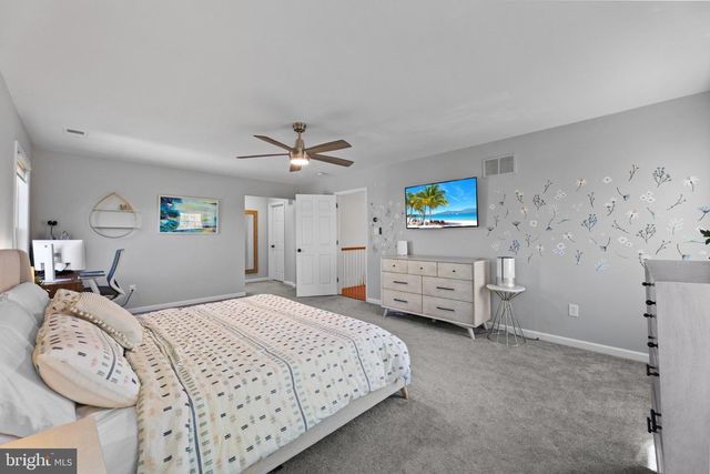 3 UNION ST, Robbinsville, NJ 08691
