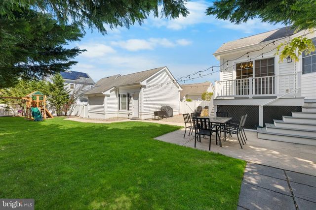 3 UNION ST, Robbinsville, NJ 08691