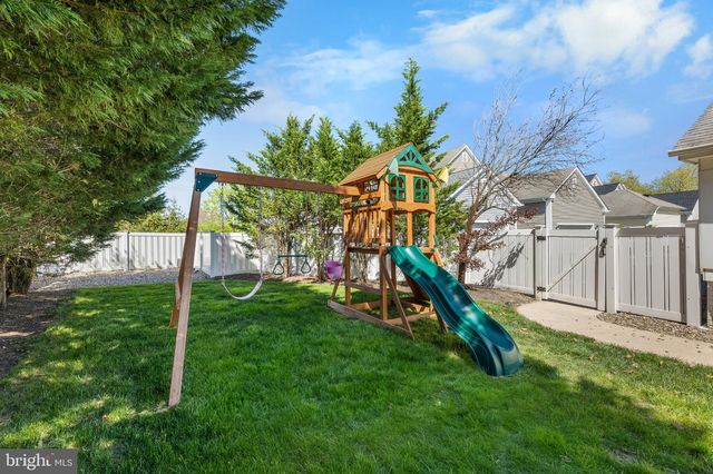 3 UNION ST, Robbinsville, NJ 08691