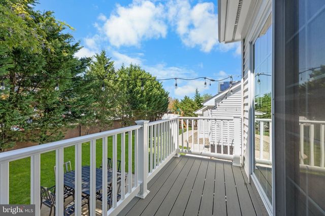 3 UNION ST, Robbinsville, NJ 08691