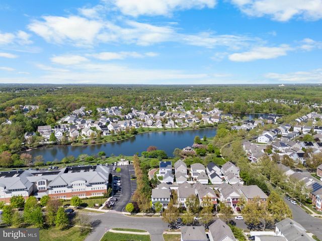 3 UNION ST, Robbinsville, NJ 08691