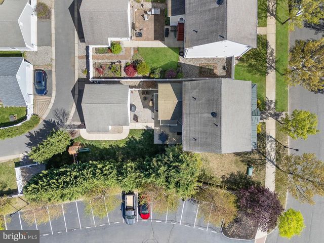 3 UNION ST, Robbinsville, NJ 08691