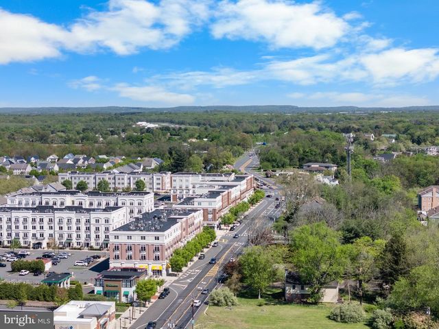 3 UNION ST, Robbinsville, NJ 08691