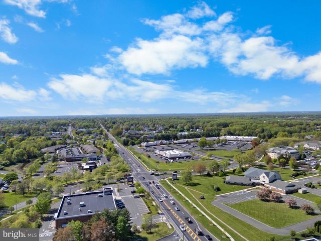 3 UNION ST, Robbinsville, NJ 08691