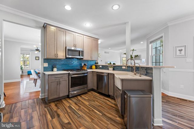 3 UNION ST, Robbinsville, NJ 08691