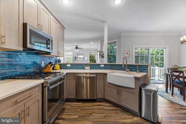 3 UNION ST, Robbinsville, NJ 08691