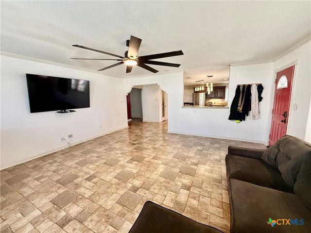 1922 Shofner Drive, Port Lavaca, TX 77979