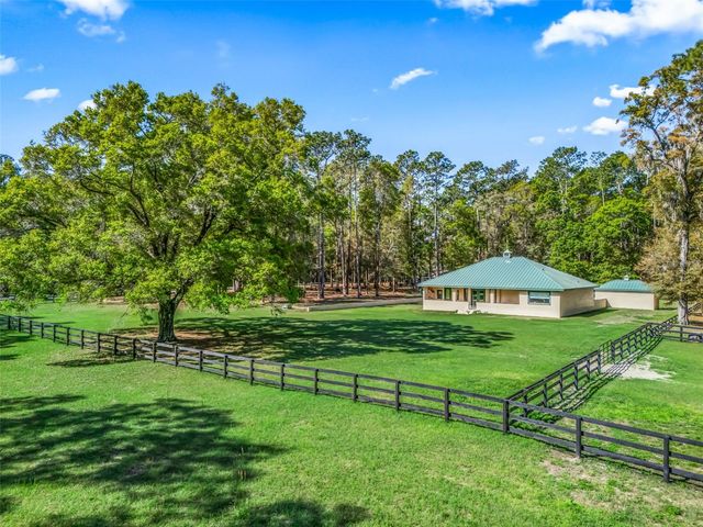 3 CARRY BACK ROAD, Ocala, FL 34482