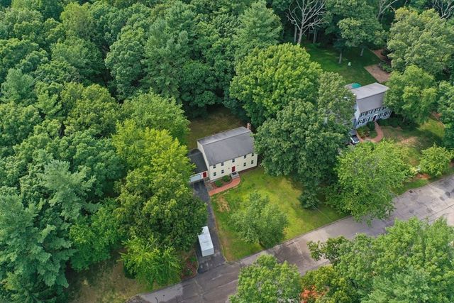 3 Brewster Road, Norfolk, MA 02056