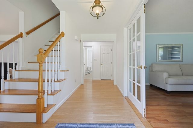 3 Brewster Road, Norfolk, MA 02056