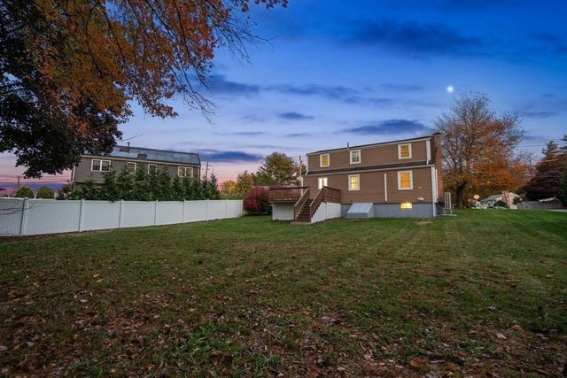 365 Lexington St, Woburn, MA 01801