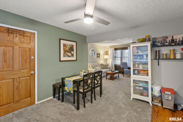 4661 HITCHING POST Court, Davenport, IA 52804