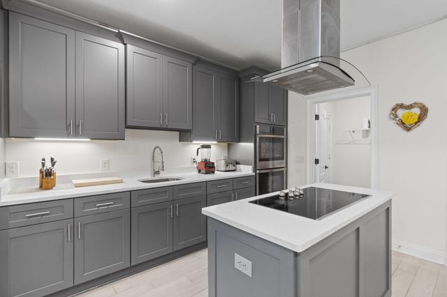 6355 E Bay Boulevard, Gulf Breeze, FL 32563