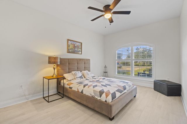 6355 E Bay Boulevard, Gulf Breeze, FL 32563