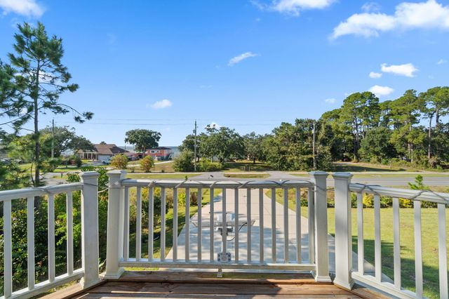 6355 E Bay Boulevard, Gulf Breeze, FL 32563