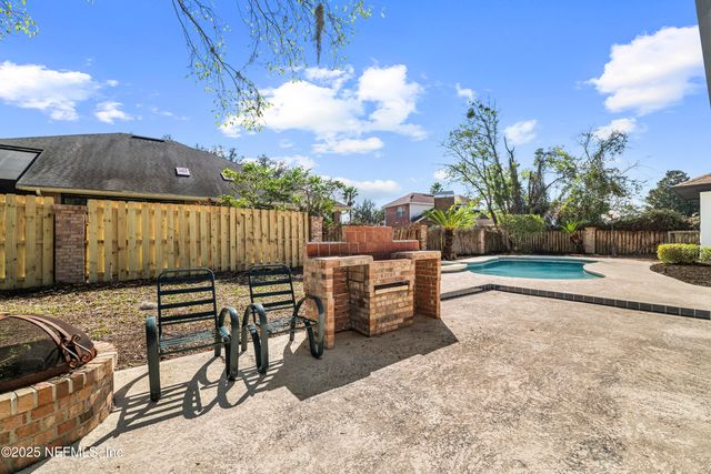 12626 MISSION HILLS Circle N, Jacksonville, FL 32225