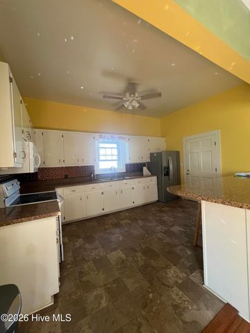 183 Nc 124 West, Macclesfield, NC 27852