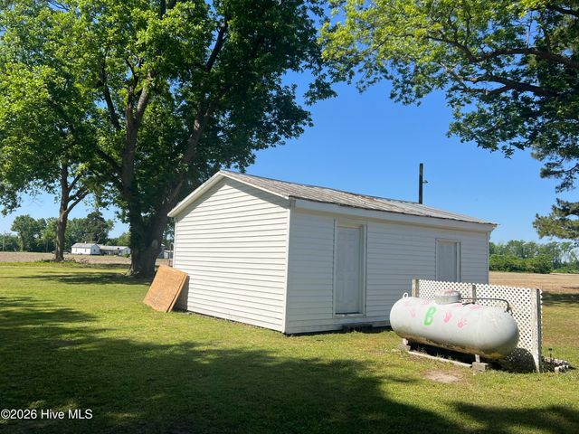 183 Nc 124 West, Macclesfield, NC 27852