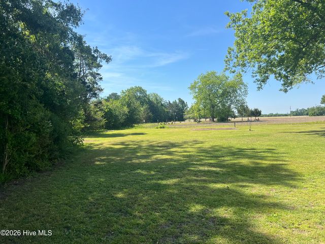183 Nc 124 West, Macclesfield, NC 27852