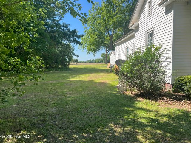 183 Nc 124 West, Macclesfield, NC 27852