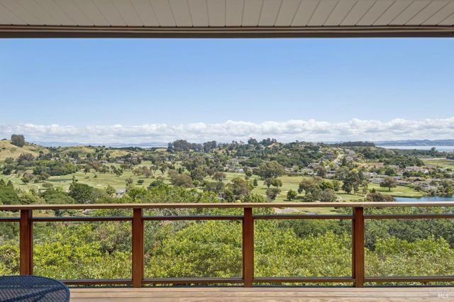 120 Fernwood Dr, San Rafael, CA 94901