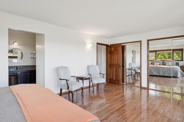 120 Fernwood Dr, San Rafael, CA 94901