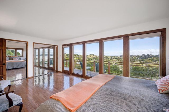 120 Fernwood Dr, San Rafael, CA 94901