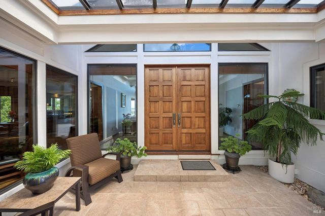 120 Fernwood Dr, San Rafael, CA 94901