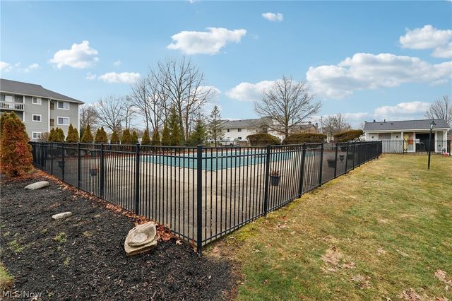 9024 Portage Pointe Drive G, Streetsboro, OH 44241