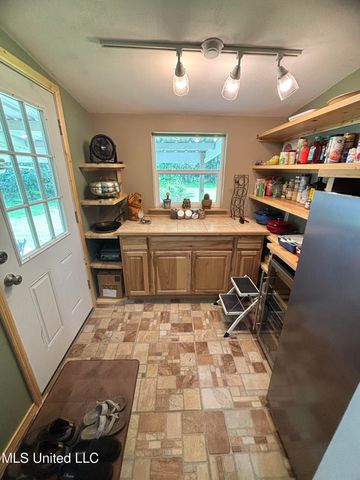 16 Green Meadow Place Road, Picayune, MS 39466