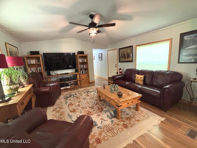 16 Green Meadow Place Road, Picayune, MS 39466