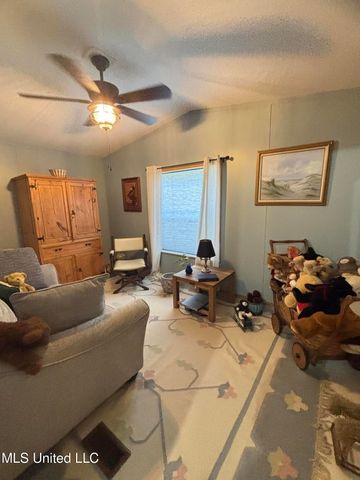 16 Green Meadow Place Road, Picayune, MS 39466
