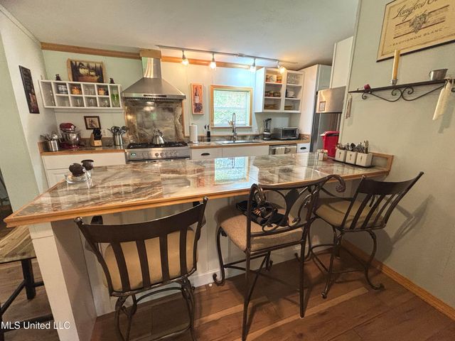 16 Green Meadow Place Road, Picayune, MS 39466