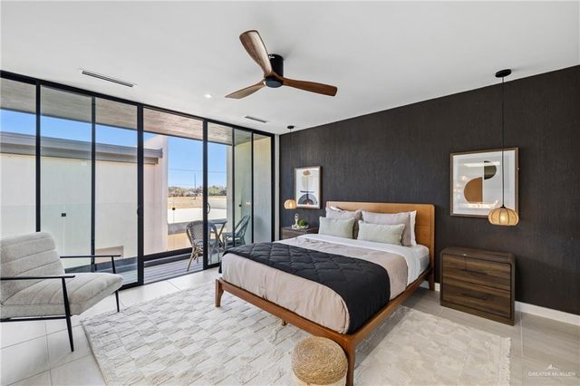 1404 S 7th Avenue, Edinburg, TX 78539