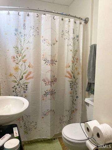 12717 S Us Highway 27 Highway, Fort Wayne, IN 46816