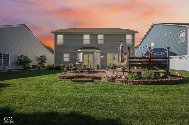 1334 Old Heritage Place, Greenwood, IN 46143