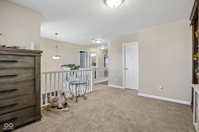 1334 Old Heritage Place, Greenwood, IN 46143